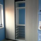 Szafa z drzwiami przesuwnymi